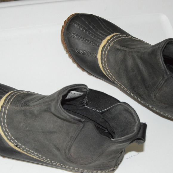 Size 7 womans sorel boots - Picture 2 of 4